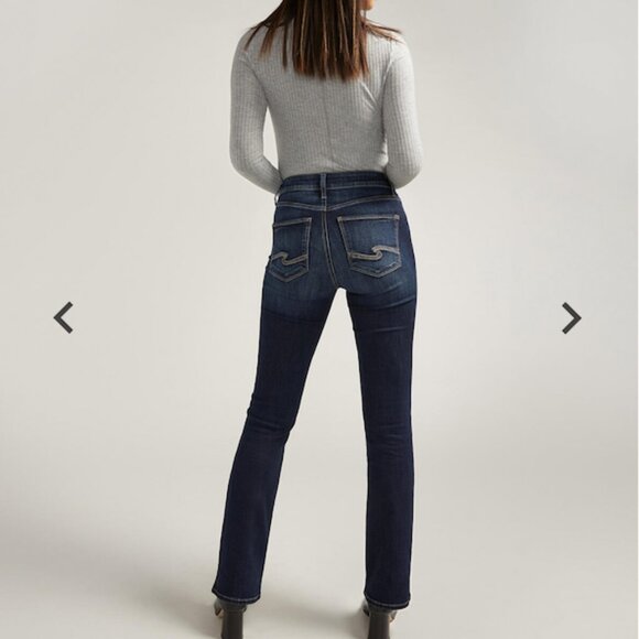 Silver Jeans Avery High Rise Slim Boot (Dark Wash) - Picture 4 of 7